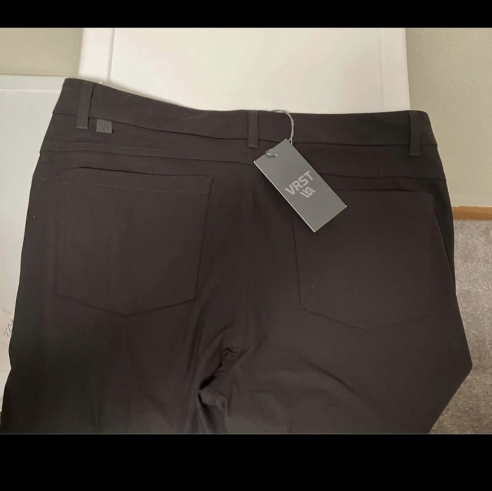 VRST Men’s 5-Pocket Golf Pants size 36x32 Skinny NWT